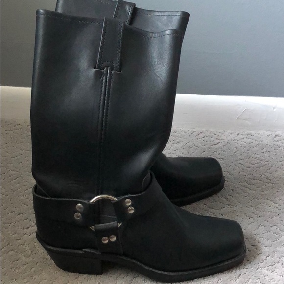Frye Shoes - Frye Women’s NWT Black leather boots.